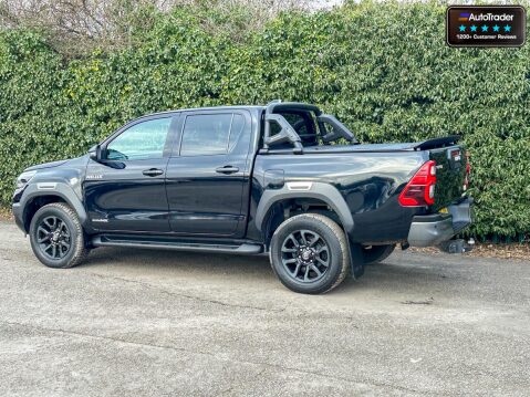 Toyota Hilux Crew Cab AUTO 4X4 Invincible X 4Wd Cam Nav EURO 6 NO VAT 6