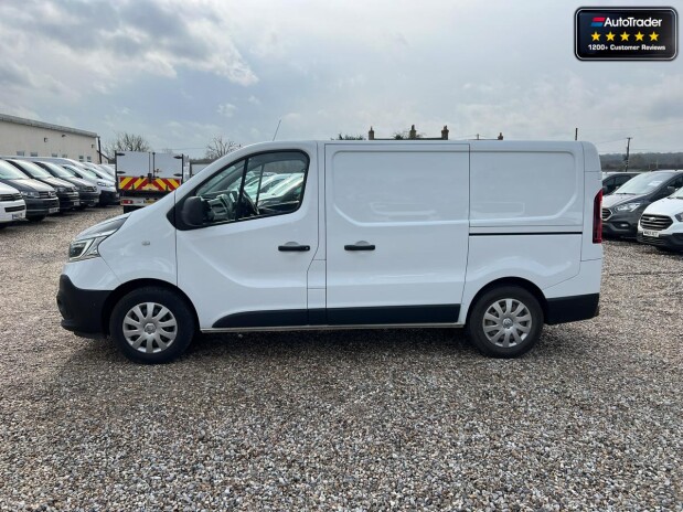 Renault Trafic SWB L1H1 Sl30 Business Plus Energy Dci Air Con Cruise EURO 6 NO VAT 1