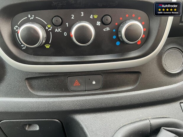 Renault Trafic SWB L1H1 Sl30 Business Plus Energy Dci Air Con Cruise EURO 6 NO VAT 39