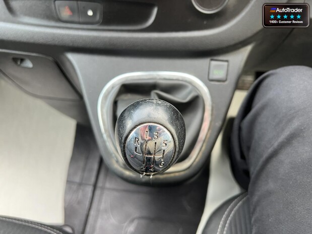 Renault Trafic SWB L1H1 Sl27 Sport Nav Dci Alloys Air Cruise Eco Mode EURO 6 NO VAT 39