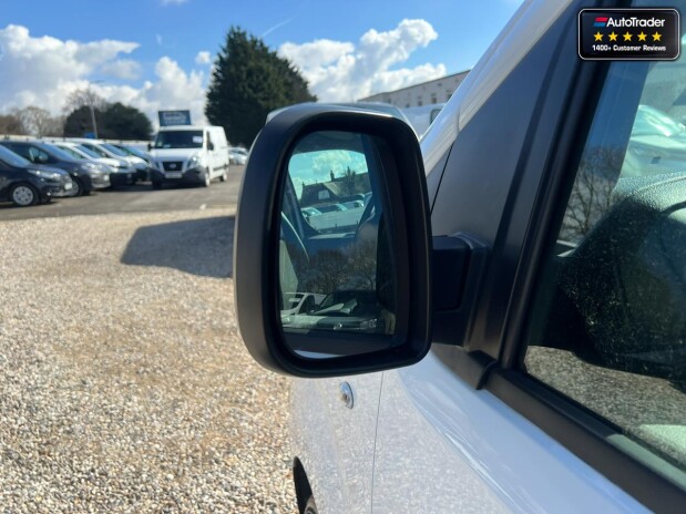 Vauxhall Vivaro SWB L1H1 2900 Dynamic EURO 6 NO VAT 12