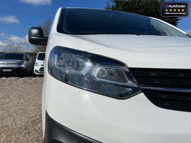 Vauxhall Vivaro SWB L1H1 2900 Dynamic EURO 6 NO VAT 16