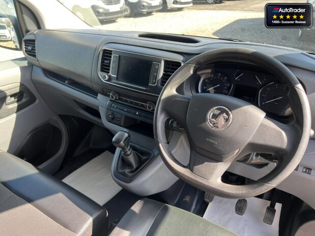 Vauxhall Vivaro SWB L1H1 2900 Dynamic EURO 6 NO VAT 26