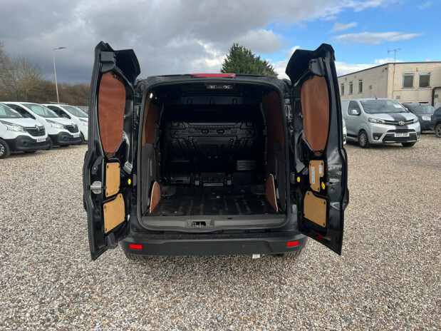 Ford Transit Connect AUTO SWB L1H1 200 Limited Alloys Air Sensors Cruise EURO 6 NO VAT 8