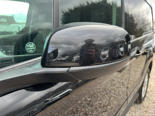 Ford Transit Connect AUTO SWB L1H1 200 Limited Alloys Air Sensors Cruise EURO 6 NO VAT 13