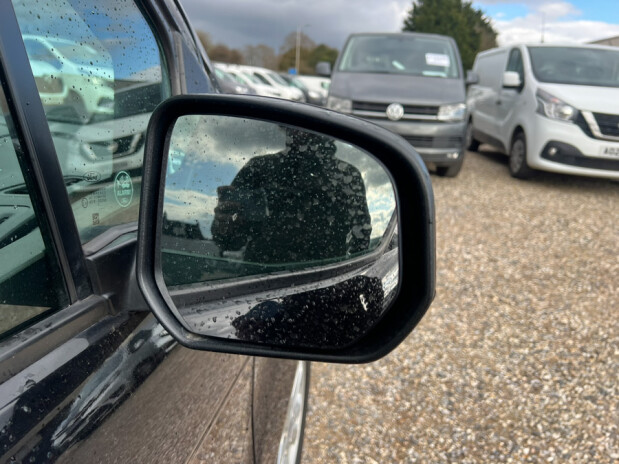 Ford Transit Connect AUTO SWB L1H1 200 Limited Alloys Air Sensors Cruise EURO 6 NO VAT 14