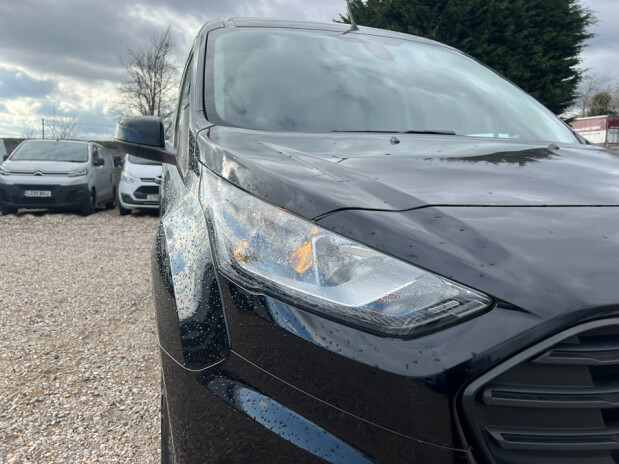 Ford Transit Connect AUTO SWB L1H1 200 Limited Alloys Air Sensors Cruise EURO 6 NO VAT 16