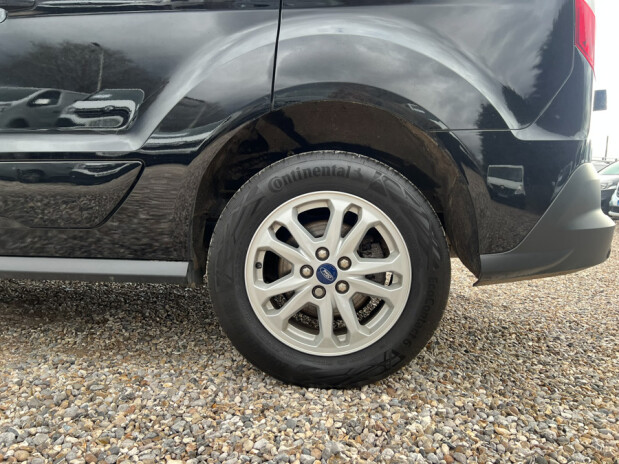 Ford Transit Connect AUTO SWB L1H1 200 Limited Alloys Air Sensors Cruise EURO 6 NO VAT 23