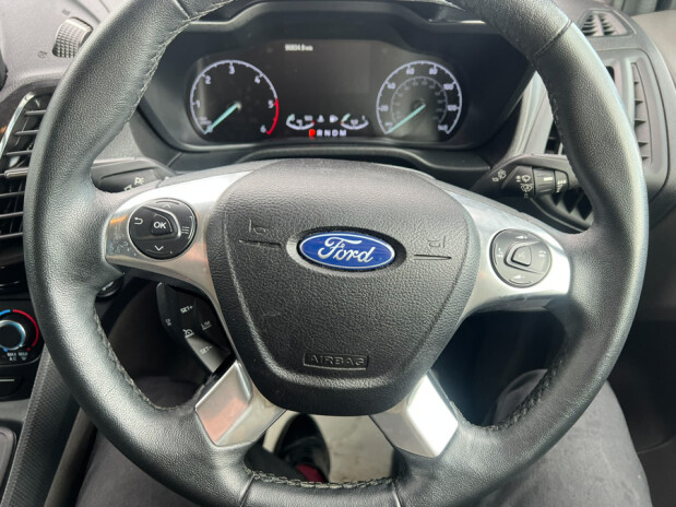 Ford Transit Connect AUTO SWB L1H1 200 Limited Alloys Air Sensors Cruise EURO 6 NO VAT 28