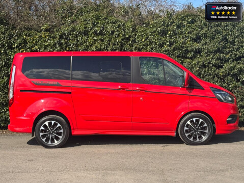 Ford Tourneo Custom (Sold) Sport 310 New Shape 170ps Euro 6 29
