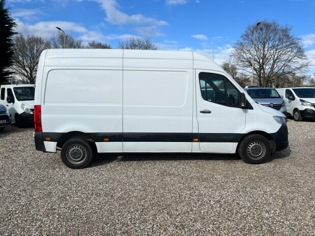 Mercedes-Benz Sprinter MWB L2H2 Medium Roof 314 Cdi Sensors EURO 6 NO VAT 5