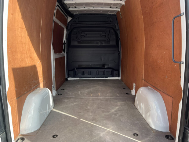 Mercedes-Benz Sprinter MWB L2H2 Medium Roof 314 Cdi Sensors EURO 6 NO VAT 9