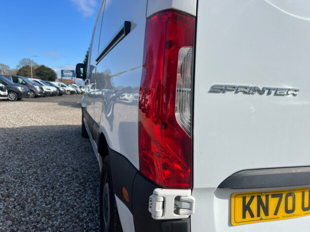 Mercedes-Benz Sprinter MWB L2H2 Medium Roof 314 Cdi Sensors EURO 6 NO VAT 18