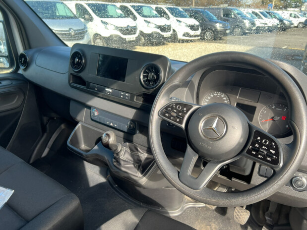 Mercedes-Benz Sprinter MWB L2H2 Medium Roof 314 Cdi Sensors EURO 6 NO VAT 26