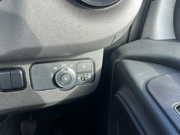 Mercedes-Benz Sprinter MWB L2H2 Medium Roof 314 Cdi Sensors EURO 6 NO VAT 32