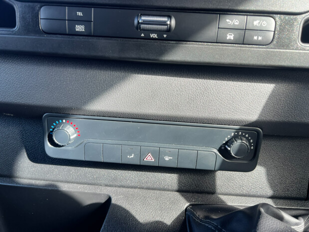 Mercedes-Benz Sprinter MWB L2H2 Medium Roof 314 Cdi Sensors EURO 6 NO VAT 36