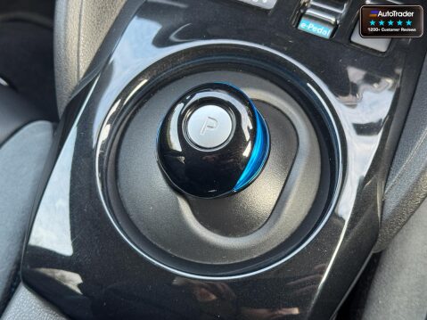 Nissan LEAF 40kWh Tekna Hatchback 5dr Electric Motor Auto (150 ps) 25