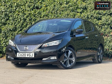Nissan LEAF 40kWh Tekna Hatchback 5dr Electric Motor Auto (150 ps)