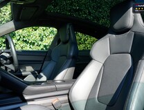 Porsche Taycan Performance Plus 93.4kWh Turbo Saloon 4dr Auto 4WD (680 ps) 8