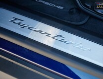 Porsche Taycan Performance Plus 93.4kWh Turbo Saloon 4dr Auto 4WD (680 ps) 40