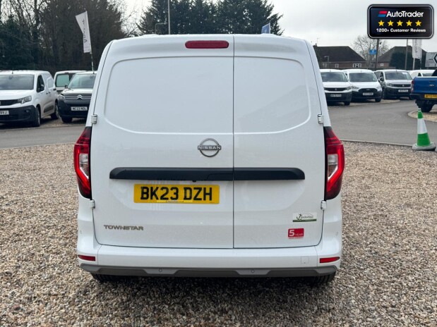 Nissan Townstar SWB L1H1 Low Roof Tekna Air Con Nav Sensors EURO 6 NO VAT 7