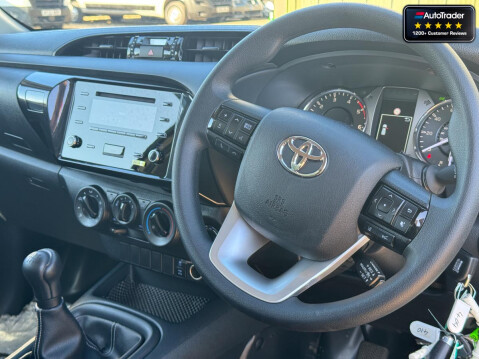 Toyota Hilux 4x4 Active 4Wd Air Con Alloys EURO 6 NO VAT 7