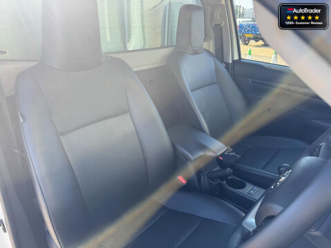Toyota Hilux 4x4 Active 4Wd Air Con Alloys EURO 6 NO VAT 8