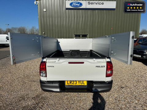 Toyota Hilux 4x4 Active 4Wd Air Con Alloys EURO 6 NO VAT 9