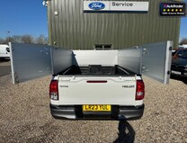 Toyota Hilux 4x4 Active 4Wd Air Con Alloys EURO 6 NO VAT 9