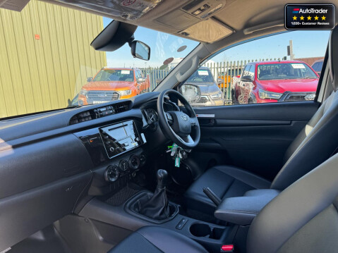 Toyota Hilux 4x4 Active 4Wd Air Con Alloys EURO 6 NO VAT 11