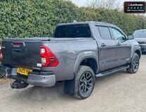 Toyota Hilux Crew Cab [SOLD GR] AUTO 4X4 Invincible X 4Wd Air Con Cam EURO 6 NO VAT 9