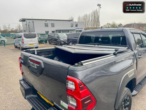 Toyota Hilux Crew Cab [SOLD GR] AUTO 4X4 Invincible X 4Wd Air Con Cam EURO 6 NO VAT 19