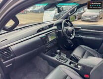 Toyota Hilux Crew Cab [SOLD GR] AUTO 4X4 Invincible X 4Wd Air Con Cam EURO 6 NO VAT 21