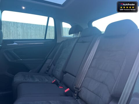 Volkswagen Tiguan (Sold) 2.0 TDI SEL SUV 5dr Diesel DSG 4Motion Euro 6 (s/s) (190 ps)[Tadley] 15