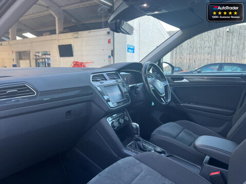 Volkswagen Tiguan (Sold) 2.0 TDI SEL SUV 5dr Diesel DSG 4Motion Euro 6 (s/s) (190 ps)[Tadley] 16