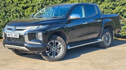 Mitsubishi L200 Crew Cab AUTO 4X4 Di-D Barbarian X EURO 6 NO VAT 