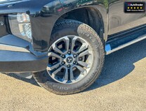 Mitsubishi L200 Crew Cab AUTO 4X4 Di-D Barbarian X EURO 6 NO VAT 2