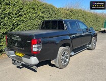 Mitsubishi L200 Crew Cab AUTO 4X4 Di-D Barbarian X EURO 6 NO VAT 4