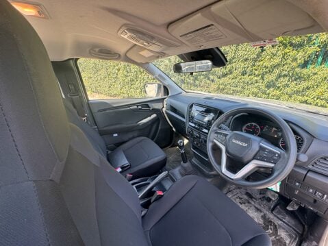 Isuzu D-Max King Cab [SOLD SM] 4x4 Utility Air Con 6 speed Cruise EURO 6 NO VAT 9