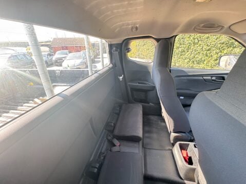 Isuzu D-Max King Cab [SOLD SM] 4x4 Utility Air Con 6 speed Cruise EURO 6 NO VAT 11