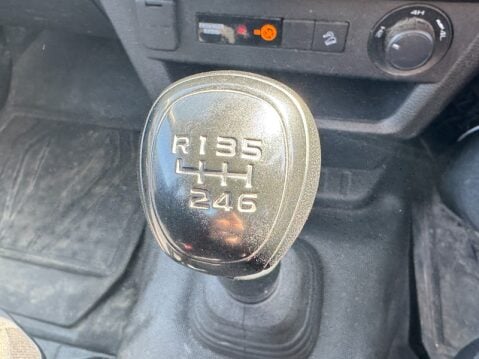 Isuzu D-Max King Cab [SOLD SM] 4x4 Utility Air Con 6 speed Cruise EURO 6 NO VAT 18