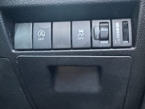 Isuzu D-Max King Cab [SOLD SM] 4x4 Utility Air Con 6 speed Cruise EURO 6 NO VAT 19