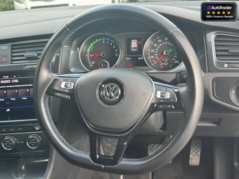 Volkswagen Golf (Sold) 35.8kWh e-Golf Hatchback 5dr Electric Motor Auto (136 ps) 18