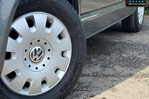 Volkswagen Transporter Shuttle SE 140hp Twin Side Door Tailgate 9 Seats Air Con NO VAT VANLUX