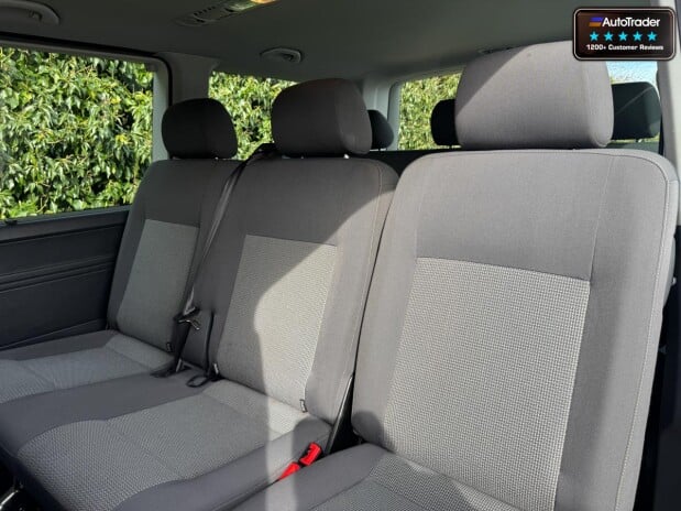 Volkswagen Transporter Shuttle SE 140hp Twin Side Door Tailgate 9 Seats Air Con NO VAT VANLUX 9