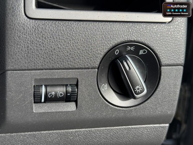Volkswagen Transporter Shuttle SE 140hp Twin Side Door Tailgate 9 Seats Air Con NO VAT VANLUX 15