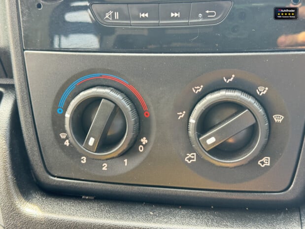 Citroen Relay Tipper MWB L2 35 Bluehdi Sensors EURO 6 27