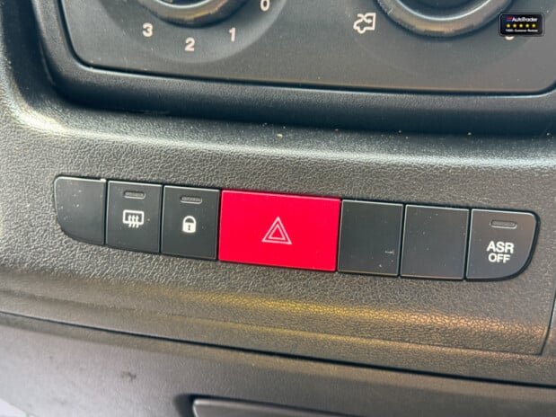 Citroen Relay Tipper MWB L2 35 Bluehdi Sensors EURO 6 28