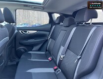 Nissan Qashqai 1.3 DIG-T N-Connecta SUV 5dr Petrol Manual Euro 6 (s/s) (140 ps)[Tadley] 17