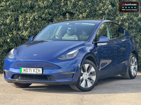 Tesla Model Y (Dual Motor) Long Range SUV 5dr Electric Motor Auto 4WDE (384 bhp)